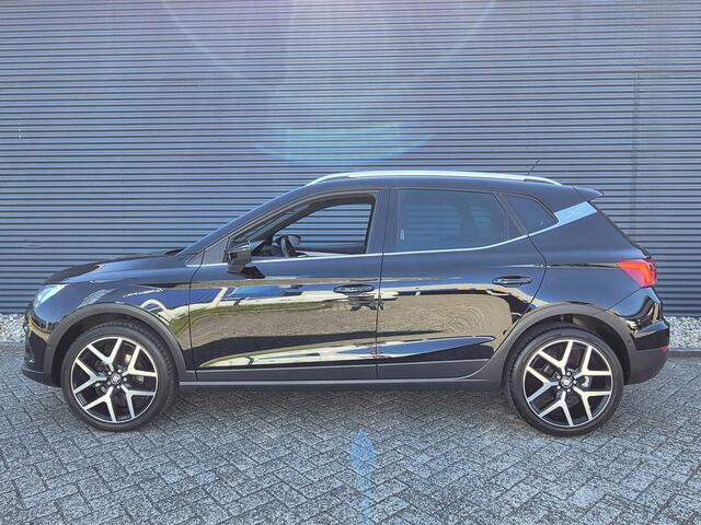 Seat Arona 1.0 TSI FR Business Intense 110 PK | Trekhaak | Navigatie | Camera | Climate Control |