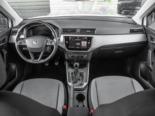 Seat Arona 1.0 TSI Style Business Intense Virtual ACC Keyless Trekhaak
