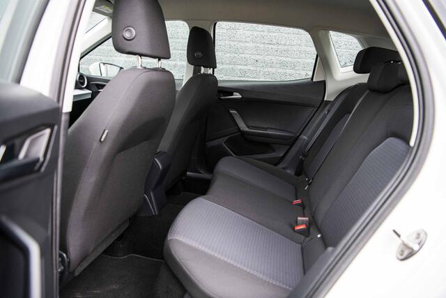 Seat Arona 1.0 TSi 95 pk Style | Facelift | Parkeersensoren | Full Link