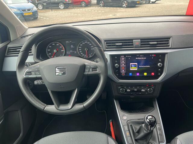 Seat Arona 1.0 TSI Style Business Intense / ACC / NAVI / KEYLESS / BLINDSPOT / APPLE CARPLAY / ANDROID AUTO /