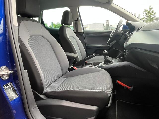 Seat Arona 1.0 TSI Style Business Intense / ACC / NAVI / KEYLESS / BLINDSPOT / APPLE CARPLAY / ANDROID AUTO /
