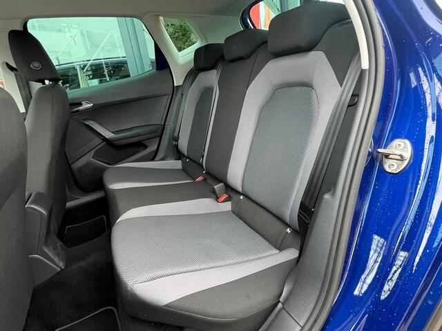 Seat Arona 1.0 TSI Style Business Intense / ACC / NAVI / KEYLESS / BLINDSPOT / APPLE CARPLAY / ANDROID AUTO /