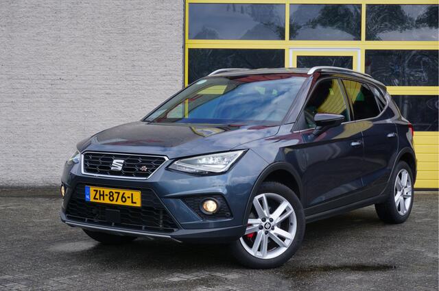 Seat Arona 1.0 TSI FR Business Intense BJ2019 Lmv 17" | Led V+A | Pdc | Navi | Keyless entry | Trekhaak | Achteruitrijcamera | App-Connect | Virtual cockpit | Climate control | Cruise control | Zwarte hemel | Extra getint glas | Zwart dak