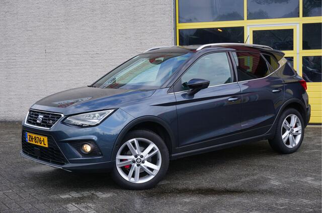 Seat Arona 1.0 TSI FR Business Intense BJ2019 Lmv 17" | Led V+A | Pdc | Navi | Keyless entry | Trekhaak | Achteruitrijcamera | App-Connect | Virtual cockpit | Climate control | Cruise control | Zwarte hemel | Extra getint glas | Zwart dak