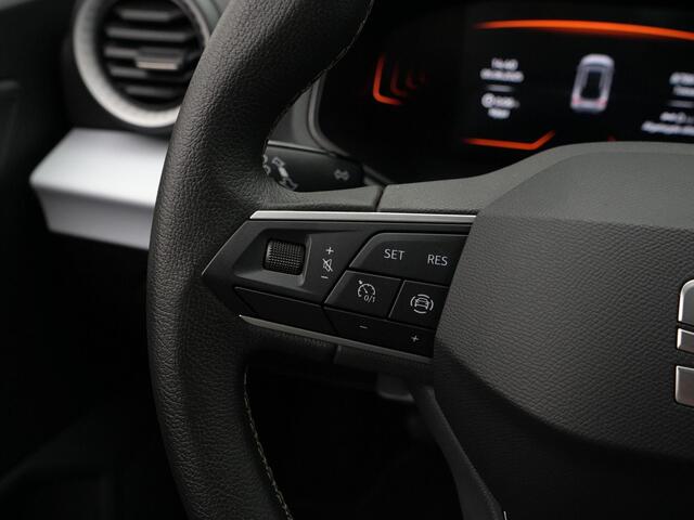 Seat Arona 1.0 TSI 95 pk Style | Navigatie 9,2 inch | Parkeersensoren achter | Virtual Cockpit | Apple Carplay / Android Auto