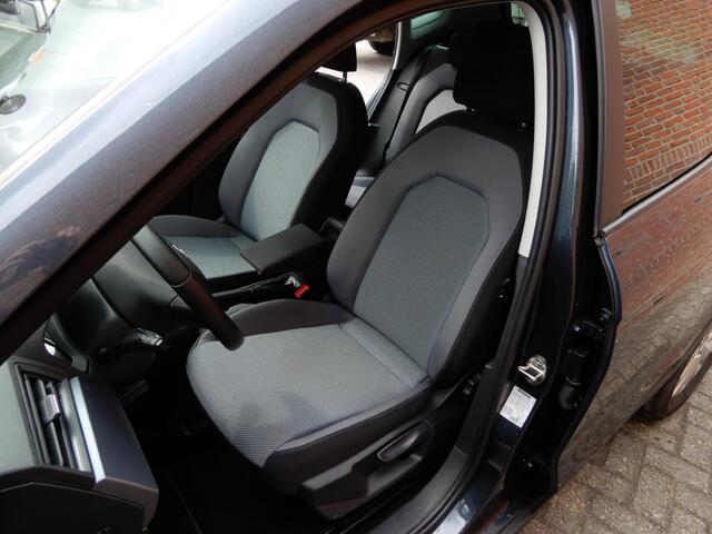Seat Arona 1.0 TSI XCELLENCE BUSINESS INTENSE automaat