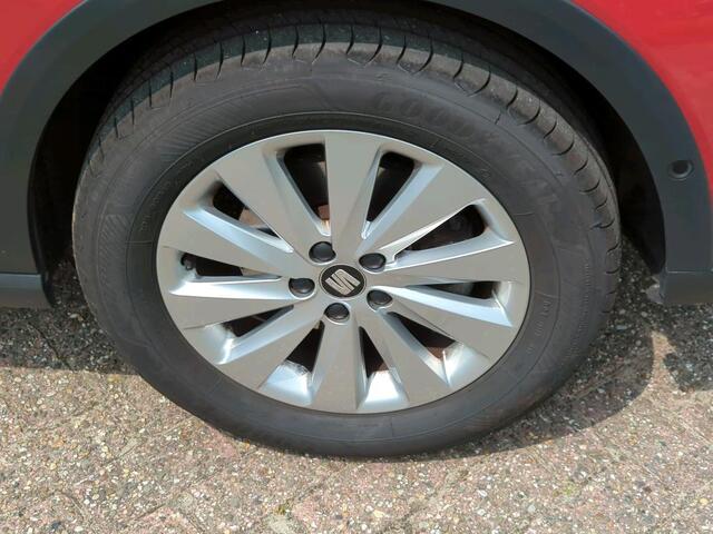 Seat Arona 1.0 TSI 95PK Style Business Intense / zwart dak / navigatie / climate controle / achteruitrijcamera / LMV