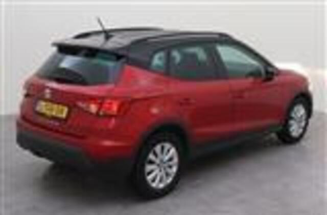 Seat Arona 1.0 TSI 95PK Style Business Intense / zwart dak / navigatie / climate controle / achteruitrijcamera / LMV