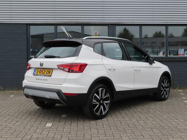Seat Arona 1.0 TSI Xcellence DSG | 18 inch | parkeersensoren voor + achter | automatische airco
