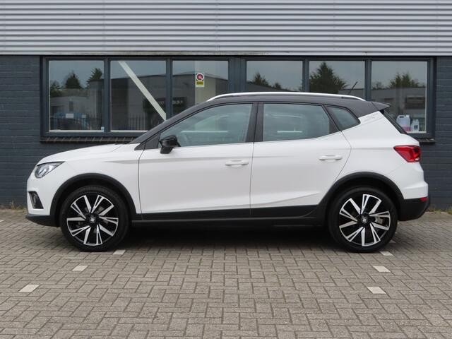 Seat Arona 1.0 TSI Xcellence DSG | 18 inch | parkeersensoren voor + achter | automatische airco