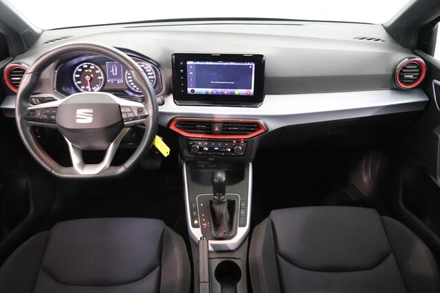 Seat Arona 1.5 TSI EVO FR Business Intense DSG | Camera | Climate control | Trekhaak | Navigatie | Stoelverwarming |