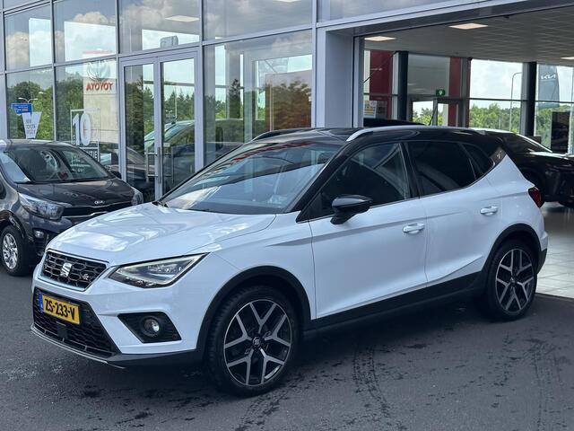 Seat Arona 1.0 TSI FR Business Intense Automaat | Trekhaak | 18 inch