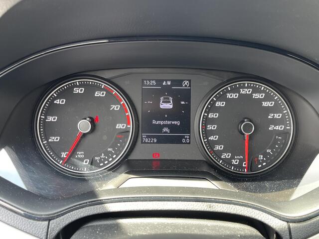 Seat Arona 1.0 TSI Style Business Intense Plus 16"/Keyless/Climate/Apple Carplay & Android Auto/PDC/Navigatie