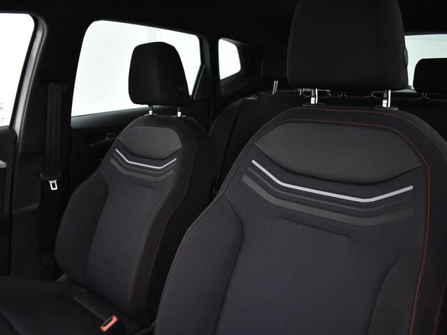 Seat Arona 1.0 Tsi 95pk FR · Apple/Android Car Play · P-Sensoren · ACC · DAB · 17'' Inch · Garantie t/m 01-04-2028 of 80.000km