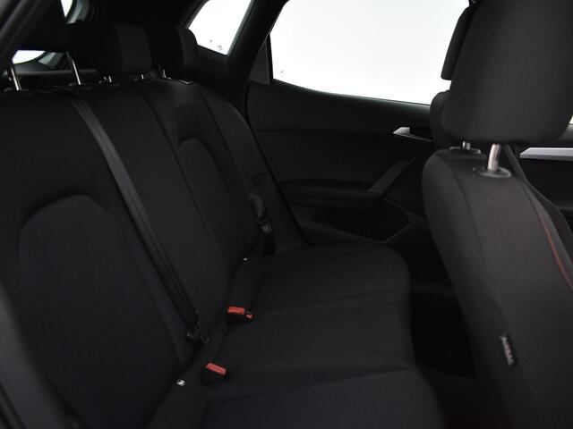 Seat Arona 1.0 Tsi 95pk FR · Apple/Android Car Play · P-Sensoren · ACC · DAB · 17'' Inch · Garantie t/m 01-04-2028 of 80.000km