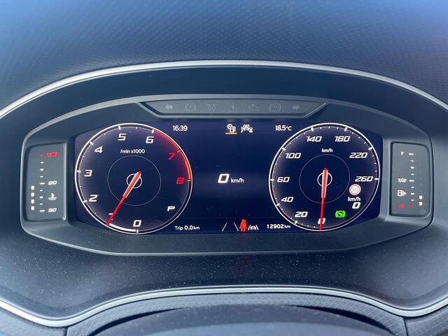 Seat Arona 1.0 EcoTSI Xperience Business Connect DSG Automaat / Stoelverwarming / Camera / Keyless / ACC / Drive select /