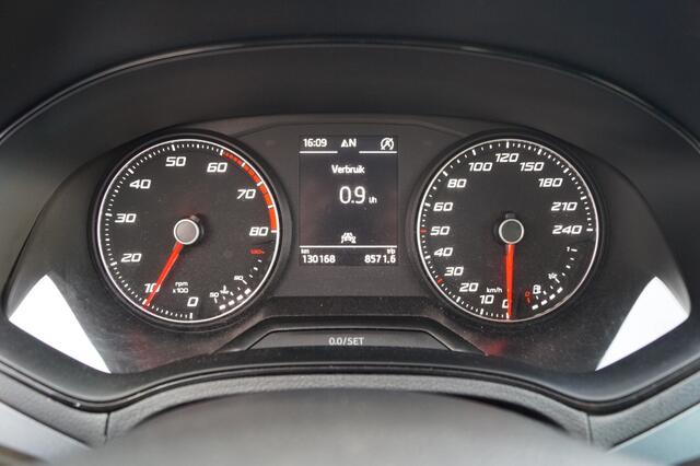 Seat Arona 1.0 TSI Style Business Intense -ECC-NAVI-CAM-PDC-