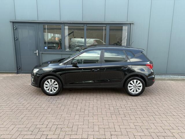 Seat Arona 1.0 TSi Style Business Intense KEYLESS/CAMERA/NAVI/CARPLAY/ADAPT.CRUISE/PDC