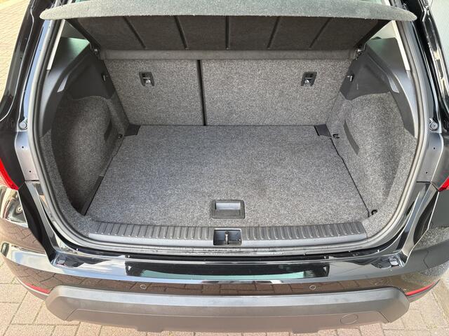 Seat Arona 1.0 TSi Style Business Intense KEYLESS/CAMERA/NAVI/CARPLAY/ADAPT.CRUISE/PDC