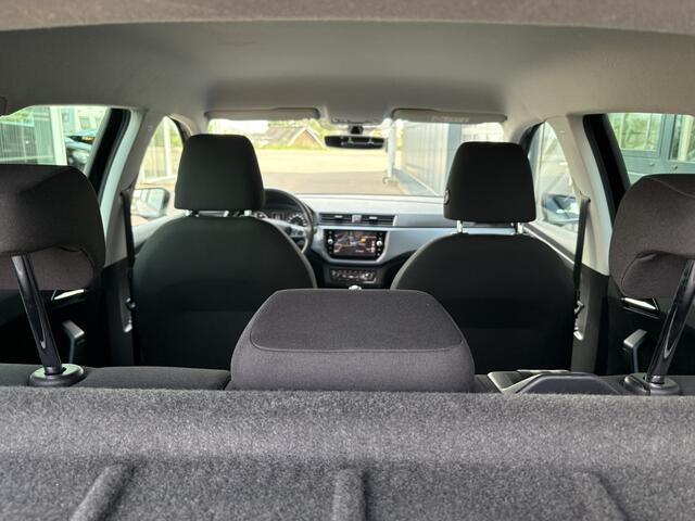 Seat Arona 1.0 TSi Style Business Intense KEYLESS/CAMERA/NAVI/CARPLAY/ADAPT.CRUISE/PDC
