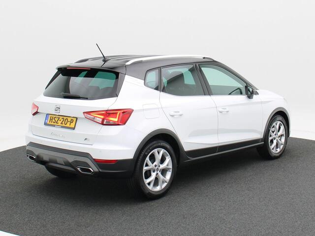 Seat Arona 1.0 TSi FR Business Connect | Adaptive Cruise | Carplay | Climate Control | LED | Privacy Glass | Parkeersensoren | 17 Inch | 19.790 Km!!