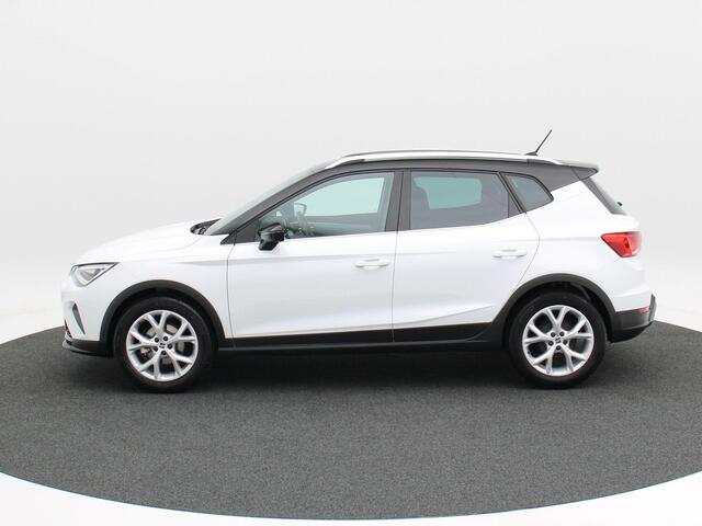 Seat Arona 1.0 TSi FR Business Connect | Adaptive Cruise | Carplay | Climate Control | LED | Privacy Glass | Parkeersensoren | 17 Inch | 19.790 Km!!