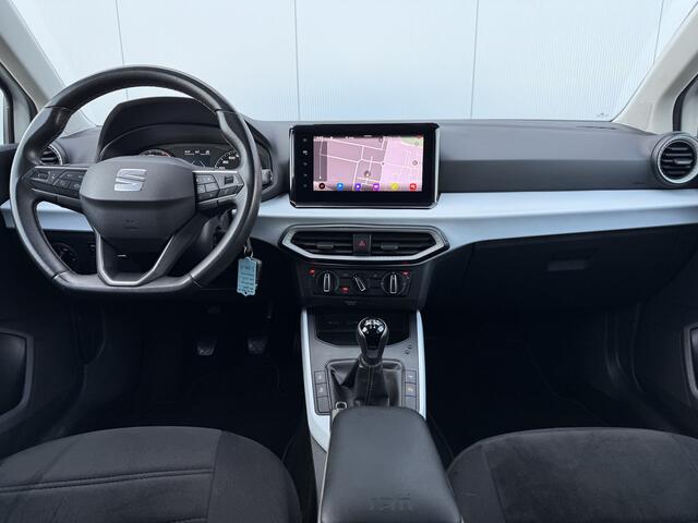 Seat Arona 1.0 TSI Style Business Intense Carplay/Trekhaak/17inch.