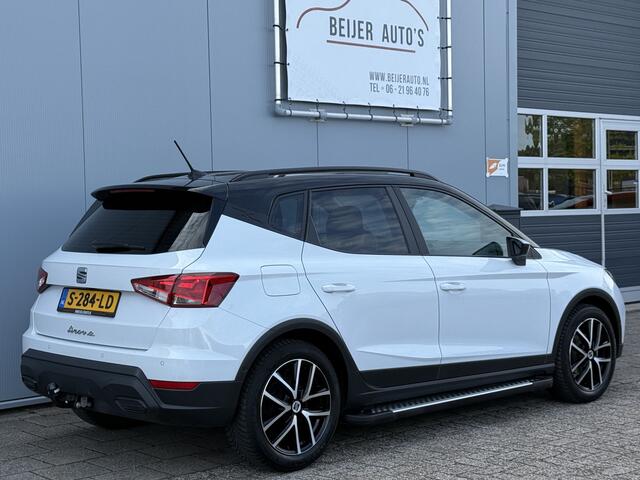 Seat Arona 1.0 TSI Style Business Intense Carplay/Trekhaak/17inch.