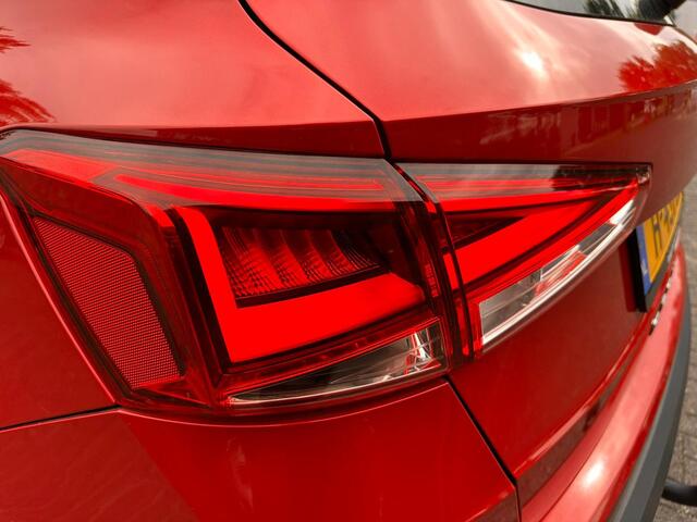 Seat Arona 1.0 TSI Style Business Intense | Trekhaak | Adaptive CC | Climate | ocassion