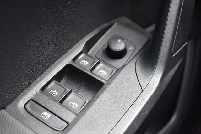 Seat Arona 1.0 TSI Reference / Carplay / Cruise control / Parkeersensoren achter