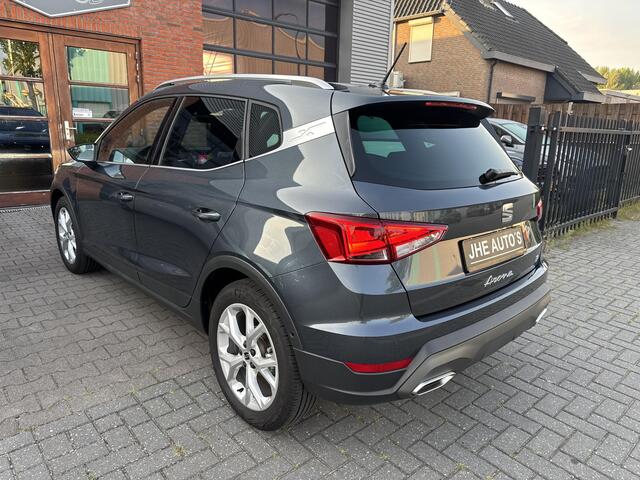 Seat Arona 1.0 EcoTSI FR Business Connect | Stoelverwarming | Dodehoekdetectie | Camera | Carplay en meer!