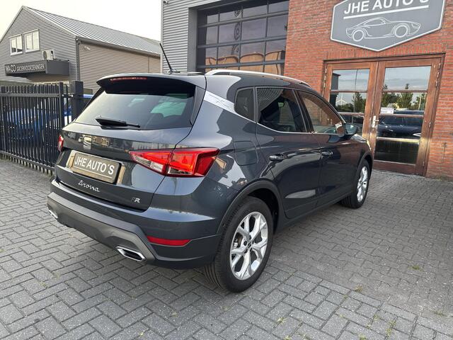 Seat Arona 1.0 EcoTSI FR Business Connect | Stoelverwarming | Dodehoekdetectie | Camera | Carplay en meer!