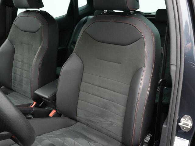 Seat Arona 1.0 TSI 95 pk FR Business Connect | Achteruitrijcamera | Full LED koplampen | Stoelverwarming | Adaptive Cruise | 17 inch
