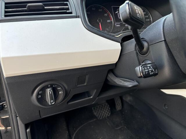 Seat Arona 1.0 TSI Xcellence Business Intense