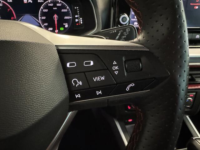 Seat Arona 1.0 TSI FR Stoelverwarming/ACC/Camera