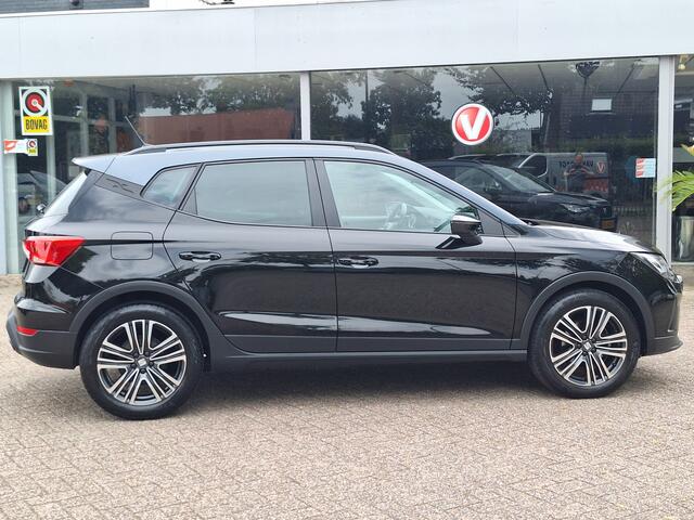 Seat Arona 1.0 TSI Style Business Intense NAVIGATIE / CRUISE CONTROL / STOEL VERWARMING