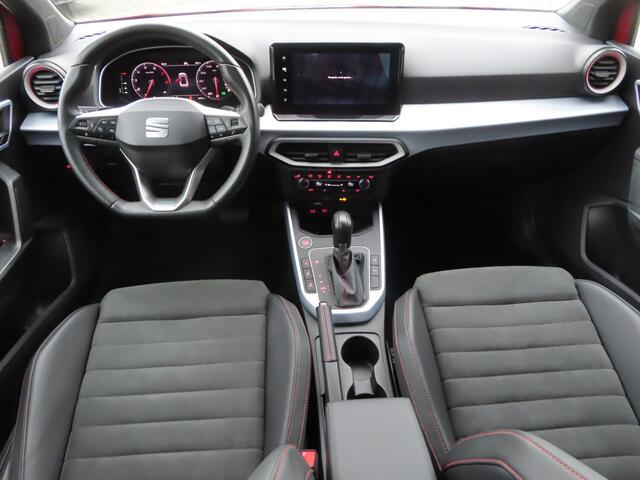 Seat Arona 1.0 TSI FR Business Connect DSG | alcantara bekleding | groot scherm | camera | full led |
