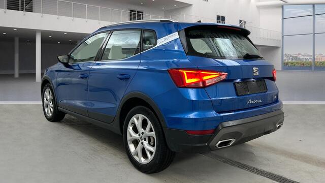 Seat Arona 1.0 EcoTSI FR Business Connect | Automaat | LED | CarPlay | Stoelverwarming | Camera |