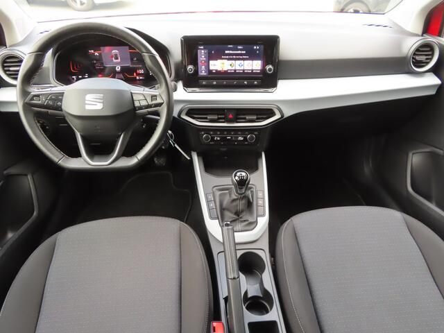 Seat Arona 1.0 EcoTSI Style Business Connect | full led | camera | parkeersensoren voor + achter |