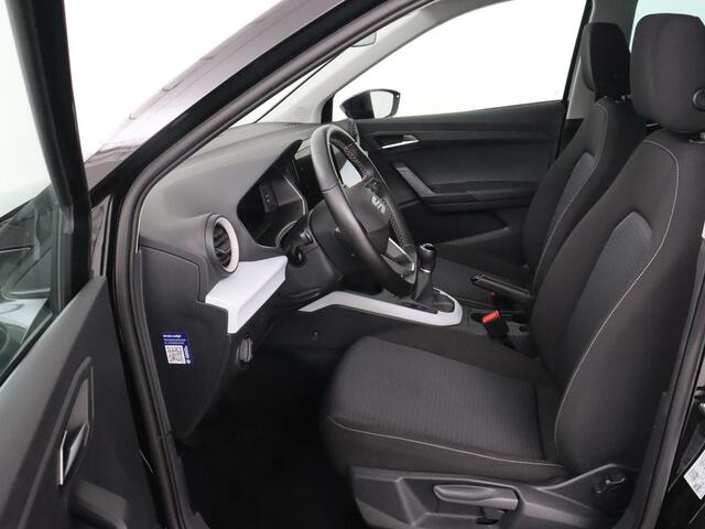 Seat Arona 1.0 TSI Style Intens | Stoelverwarming | Carplay | Virtual Cockpit | Navigatie | Full LED | Climate control | Parkeerhulp | DAB | Cruise control | Bluetooth | Getint glas