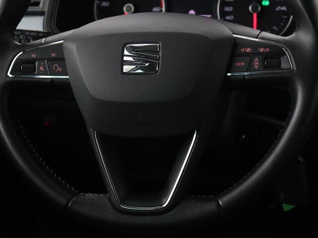 Seat Arona 1.0 TSI Style | Carplay | Navigatie | Parkeerhulp | Climate control | Cruise control | Bluetooth