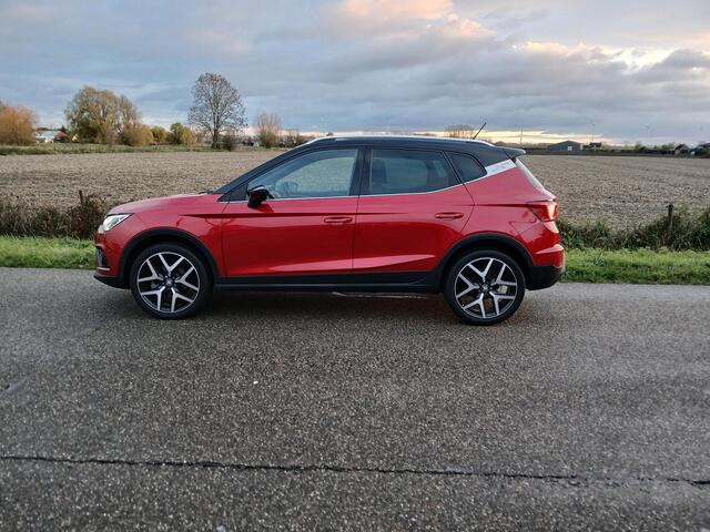 Seat Arona 1.5 TSI (150pk) FR Business Intense + Beats audio + 18 inch etc.etc.