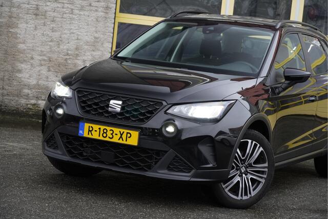 Seat Arona 1.0 TSI Style BJ2022 Lmv 17" | Led | Pdc | App-Connect | Climate control | Cruise control | Getint glas