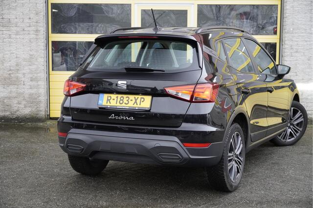 Seat Arona 1.0 TSI Style BJ2022 Lmv 17" | Led | Pdc | App-Connect | Climate control | Cruise control | Getint glas