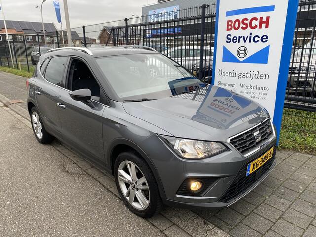 Seat Arona 1.0 TSi DSG7-automaat FR Business met o.a. navigatie, camera, cruise control, parkeersensoren, etc.