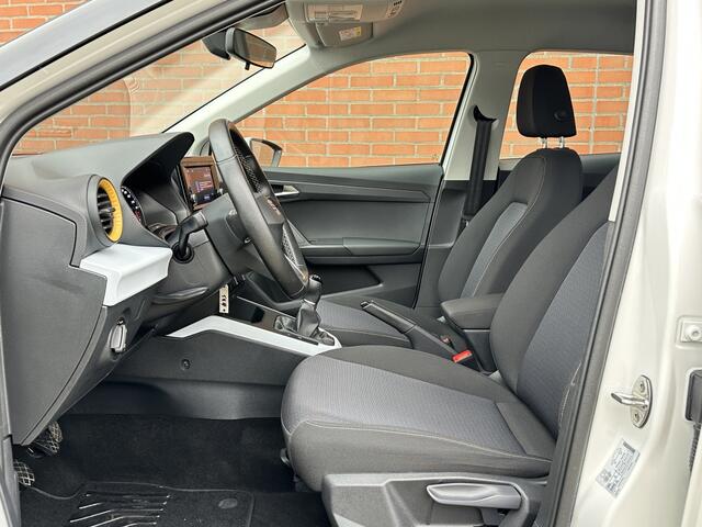 Seat Arona 1.0 TSI Style Apple Carplay Velgen Full Led
