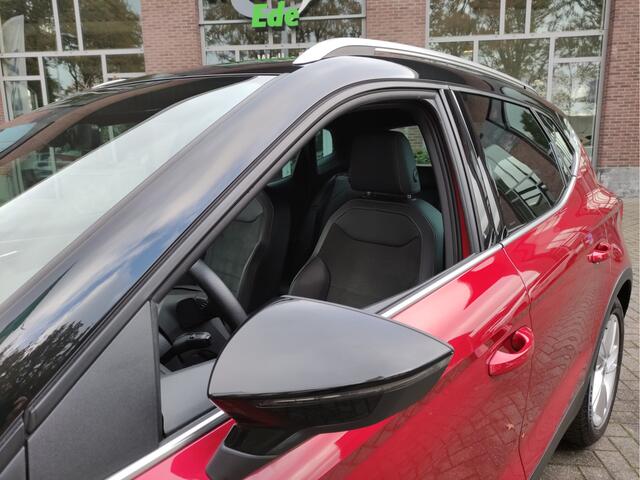 Seat Arona 1.0 TSI DSG FR Business Intense Afn.trekhaak - Leder/Alcantara - Achteruitrijcamera - Full led - Stoelverwarming - Allseasonbanden