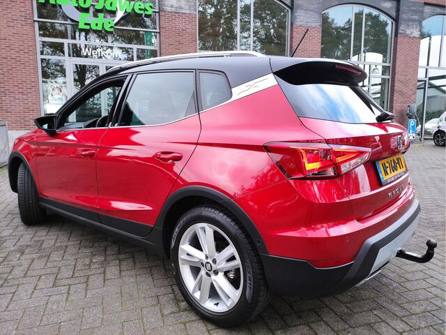 Seat Arona 1.0 TSI DSG FR Business Intense Afn.trekhaak - Leder/Alcantara - Achteruitrijcamera - Full led - Stoelverwarming - Allseasonbanden