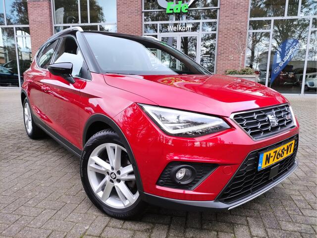 Seat Arona 1.0 TSI DSG FR Business Intense Afn.trekhaak - Leder/Alcantara - Achteruitrijcamera - Full led - Stoelverwarming - Allseasonbanden
