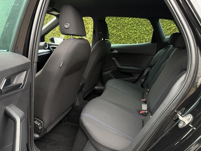 Seat Arona 1.0 EcoTSI 116pk DSG FR Business Connect l ACC l BLISS l CAMERA l ECC l FULL-LED l NAVI l 5.000km